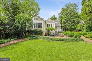 214 W Jefferson St, Falls Church, VA 22046