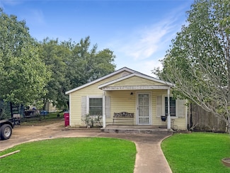 619 N Avenue C, Freeport, TX 77541