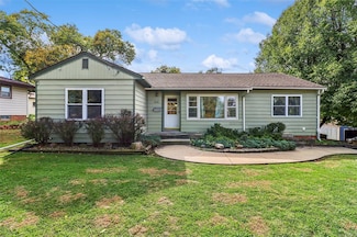 1810 Porter Ave, Des Moines, IA 50315