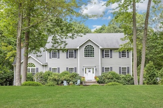 57 Osborne Hill Rd, Sandy Hook, CT 06482