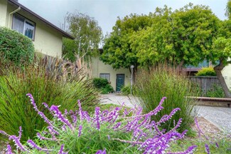 1083 Oddstad Blvd, Pacifica, CA 94044