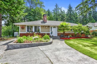 7425 Lower Ridge Rd, Everett, WA 98203