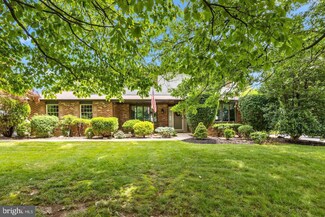 19 E Julianna Dr, Southampton, PA 18966