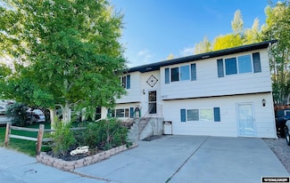 1907 Dell Rio Dr, Kemmerer, WY 83101