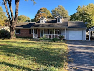 4827 Stanley Dr, Paducah, KY 42001