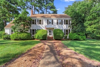 7308 Colony Point Rd, Norfolk, VA 23505