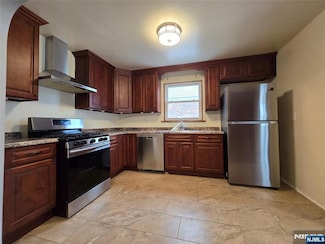 505 Forest Ave, Lyndhurst, NJ 07071