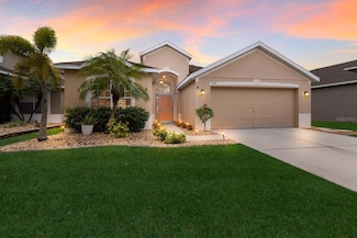 5238 Clover Mist Dr, Apollo Beach, FL 33572