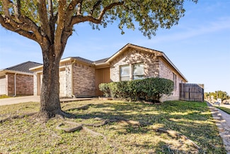 1000 Dusty Palomino Dr, Fort Worth, TX 76179