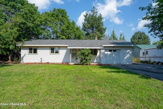 263 W Vicki Ave, Hayden, ID 83835