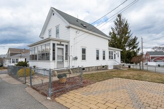 45 Endicott St, Lowell, MA 01854
