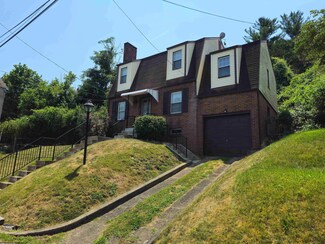 10 Davis Place, Clarksburg, WV 26301