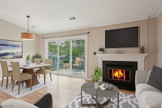 3443 Cypress Ct, Monmouth Junction, NJ 08852