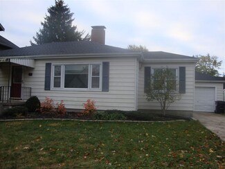 902 E 5th St, Fowler, IN 47944
