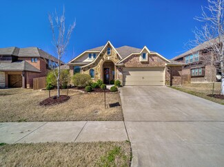 1917 Maplewood Dr, Glenn Heights, TX 75154