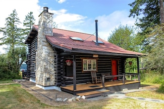 54 Center View Dr, Anacortes, WA 98221