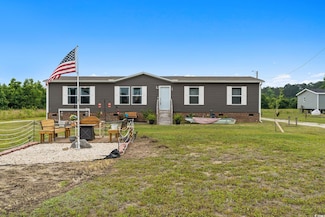 167 Dove Rd, Loris, SC 29569