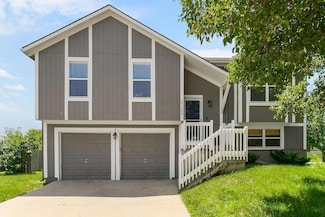 17160 King Ct, Gardner, KS 66030