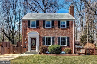 8906 Melwood Rd, Bethesda, MD 20817