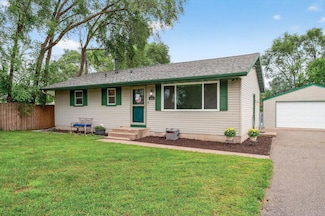 651 Randall Dr, Anoka, MN 55303