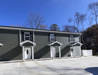 517 Weaver St Unit 3, Tullahoma, TN 37388