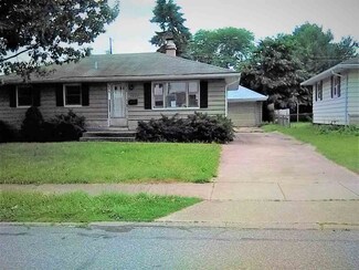 1627 N Iowa St, South Bend, IN 46628