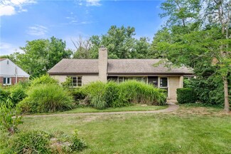 1274 Lakemont Dr, Pittsburgh, PA 15243