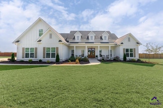 192 Talton Rd, Kathleen, GA 31047