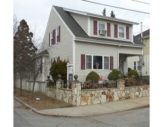 6 Bright St, Fall River, MA 02721