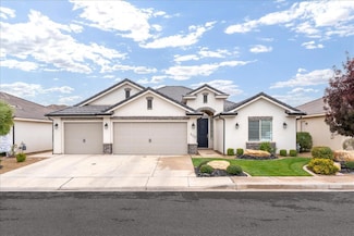 520 Mirage Dr, Washington, UT 84780