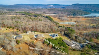 220 Albert Pilgrim Rd, Jasper, TN 37347