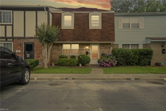 1733 Olde Buckingham Rd, Hampton, VA 23669