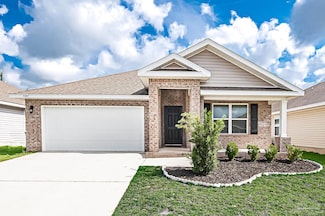 5805 Guinevere Ln, Milton, FL 32583