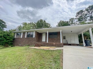 306 Hilltop Rd, Weaver, AL 36277