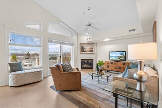 402 3rd Ave S Unit B303, Edmonds, WA 98020