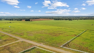 206 Homestead Ct, Lipan, TX 76462