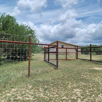 474 Medina Dr, Bandera, TX 78003
