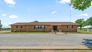 608 Avenue H S, Chillicothe, TX 79225