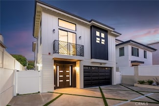 110 S Irena Ave Unit B, Redondo Beach, CA 90277