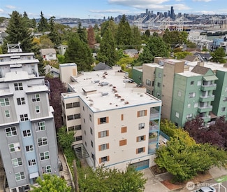 3256 SW Avalon Way Unit 304, Seattle, WA 98126