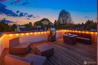 300 26th Ave S Unit C, Seattle, WA 98144