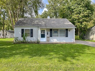 1365 Fairlawn Dr, Rantoul, IL 61866
