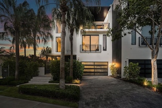914 Palm Trail, Delray Beach, FL 33483