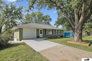 425 High St, Tecumseh, NE 68450