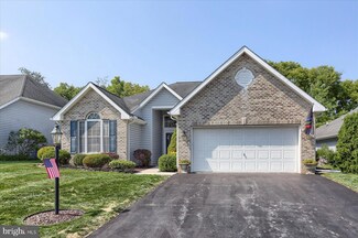 31 Longwood Dr, Mechanicsburg, PA 17050