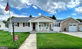 54 Maple Ct, Woodstown, NJ 08098