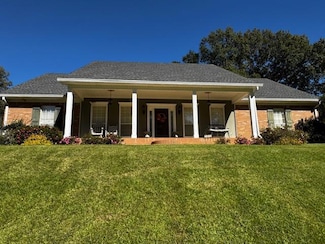 108 Brookwood Ln, Vicksburg, MS 39183