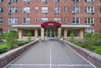 1 Sadore Ln Unit 7O, Yonkers, NY 10710