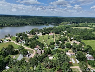 105 Oak St, Spavinaw, OK 74366