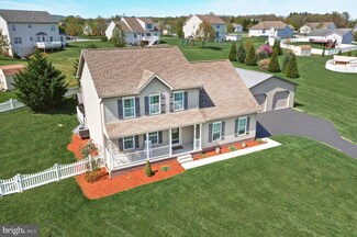 1251 Brooke Dr, Dover, PA 17315